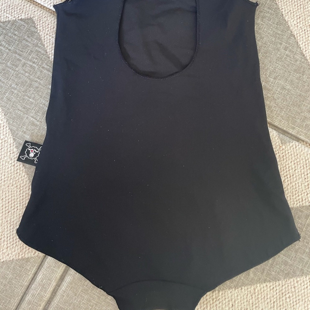 ❌SOLD❌Nununu hand print swimming suit - Picture 3 of 4